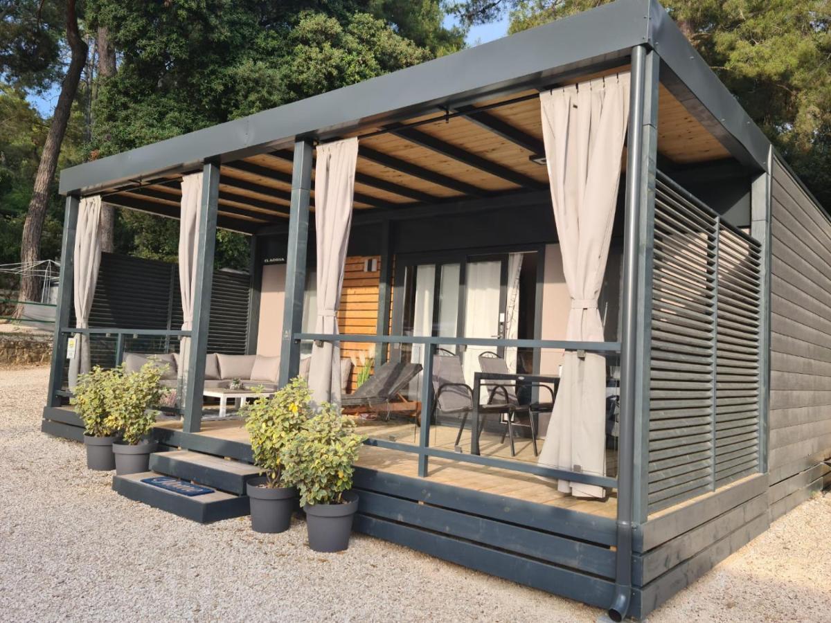 Hemy Casa - Lux Mobile Homes Ρόβινι Εξωτερικό φωτογραφία
